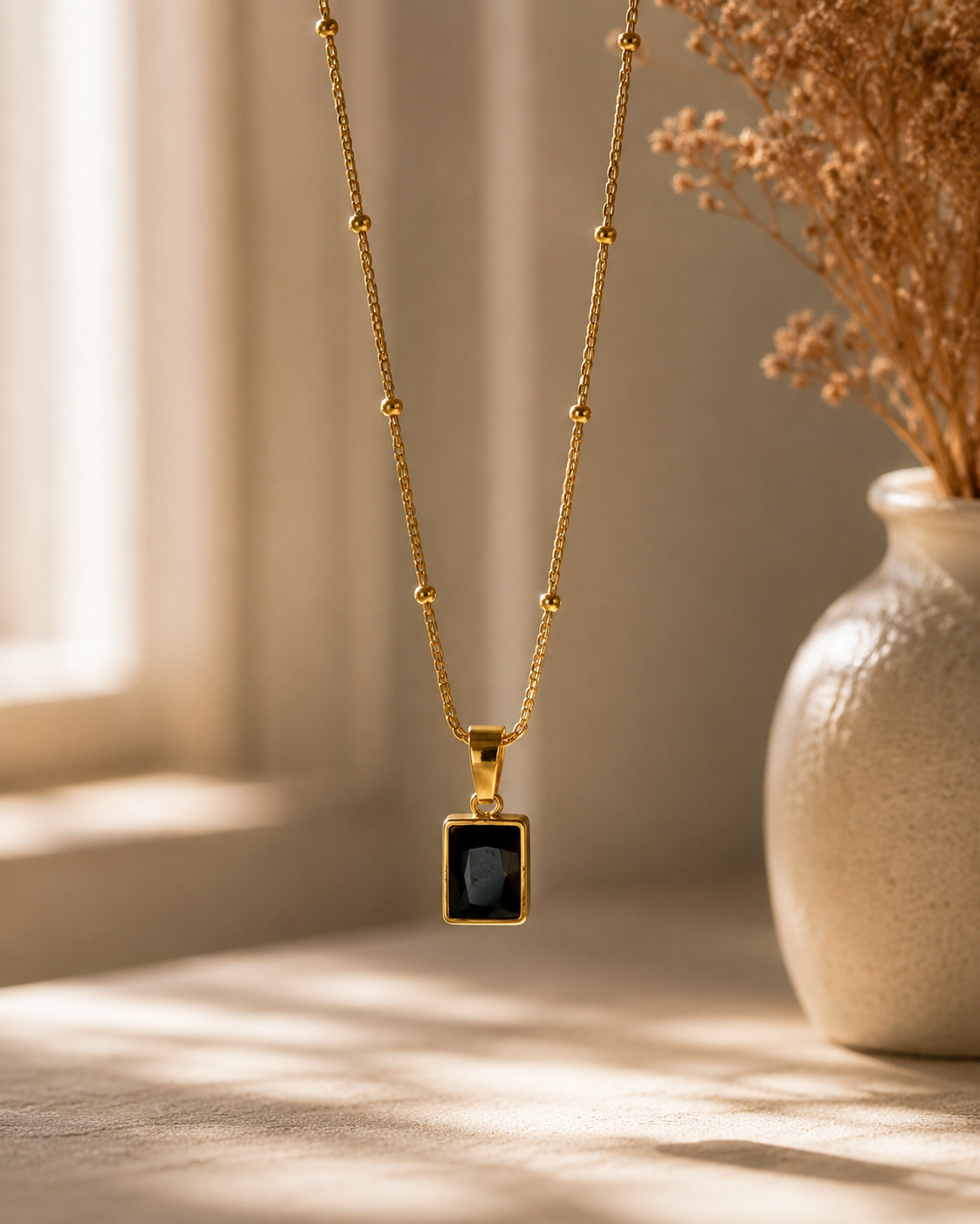 The Black Gemstone Pendant Necklace