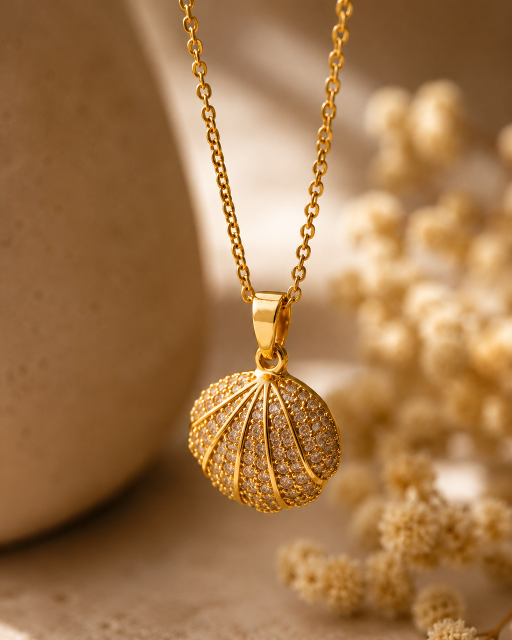 The Shell & Pearl Necklace