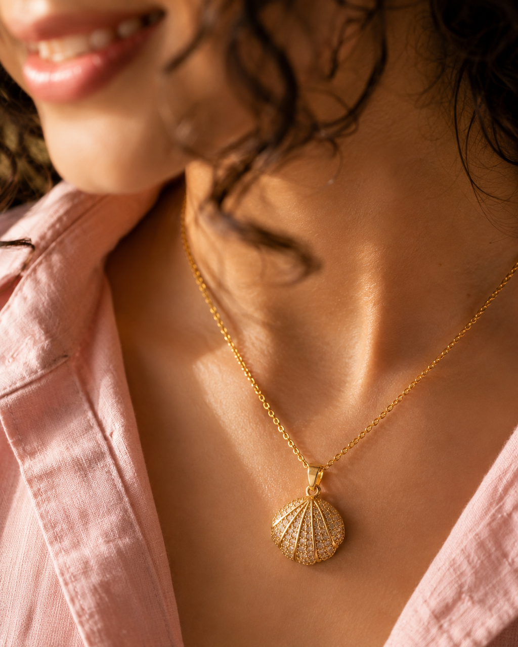 The Shell & Pearl Necklace