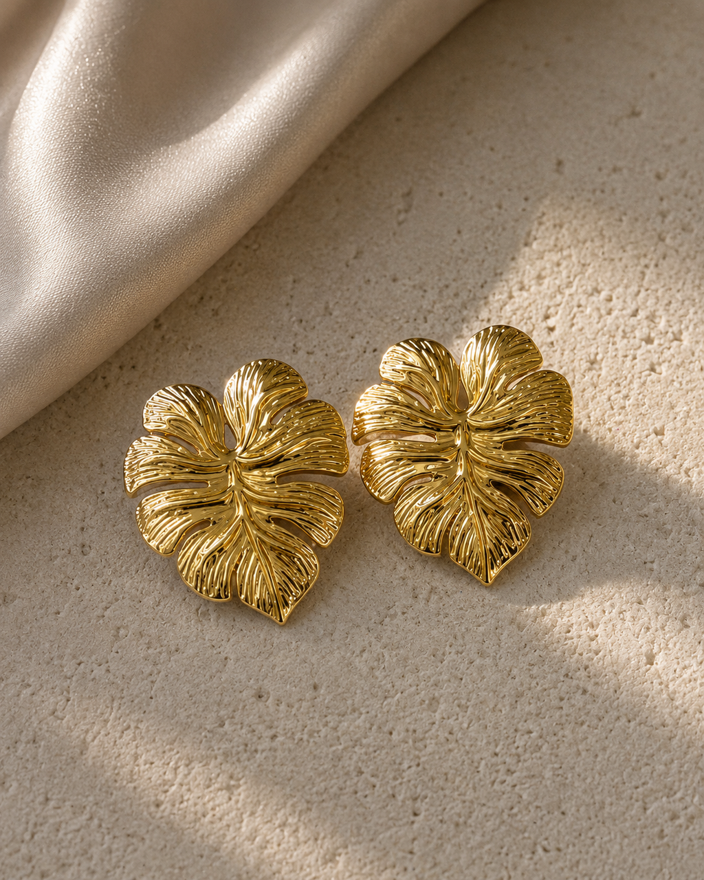 The Monstera Leaf Earrings