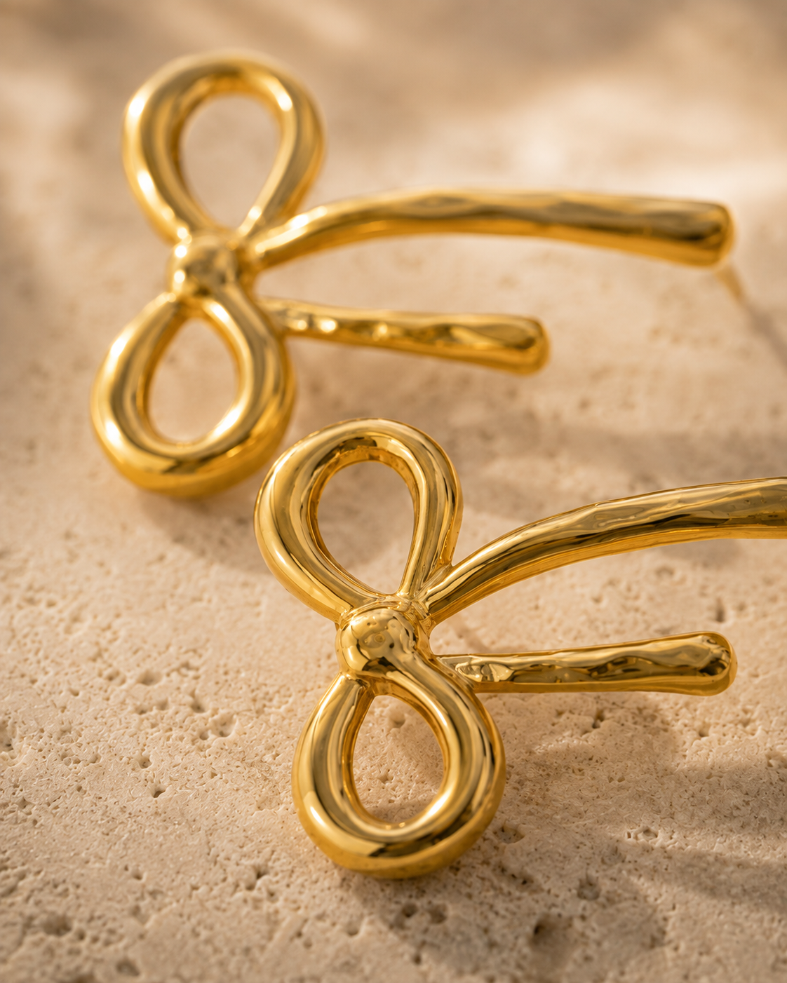 The Pretty Bow Earrings