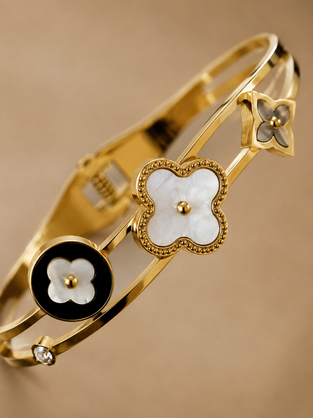 The Crystelle Bracelet