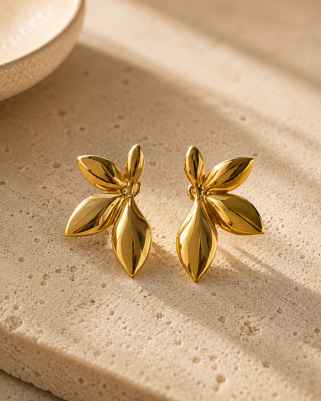 The Elia Earrings